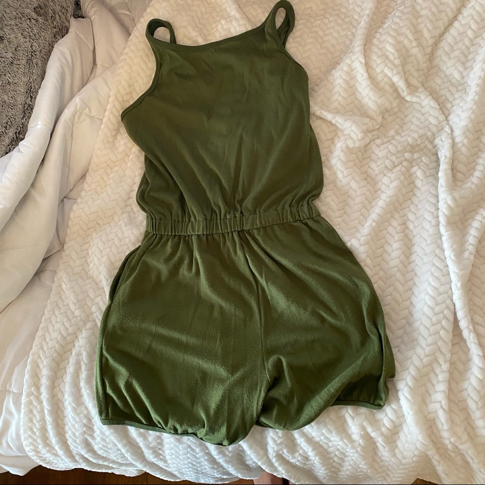 Green romper - Picture 2 of 8